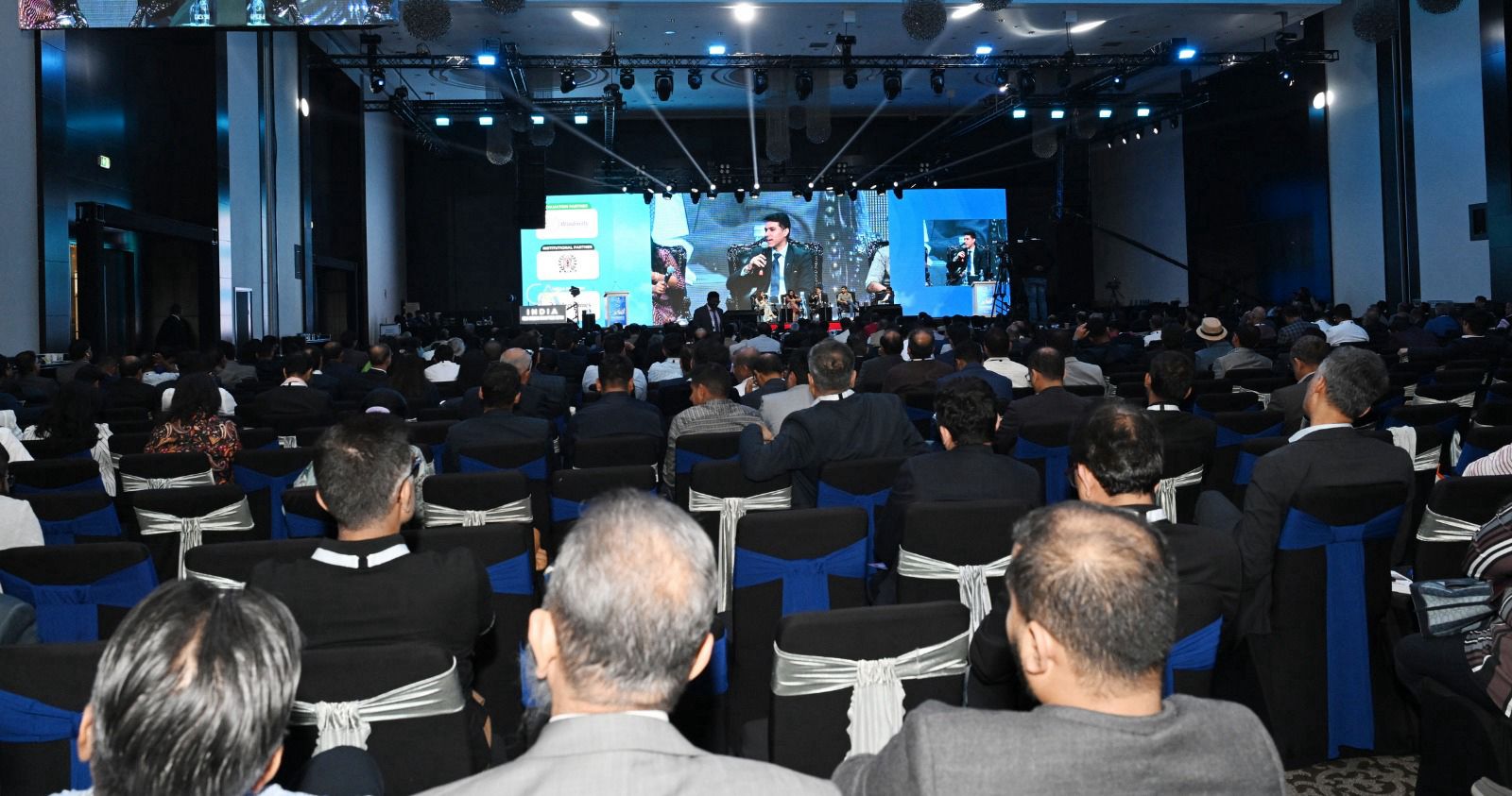 ab047676-876d-445d-9166-c68ce62bb46c